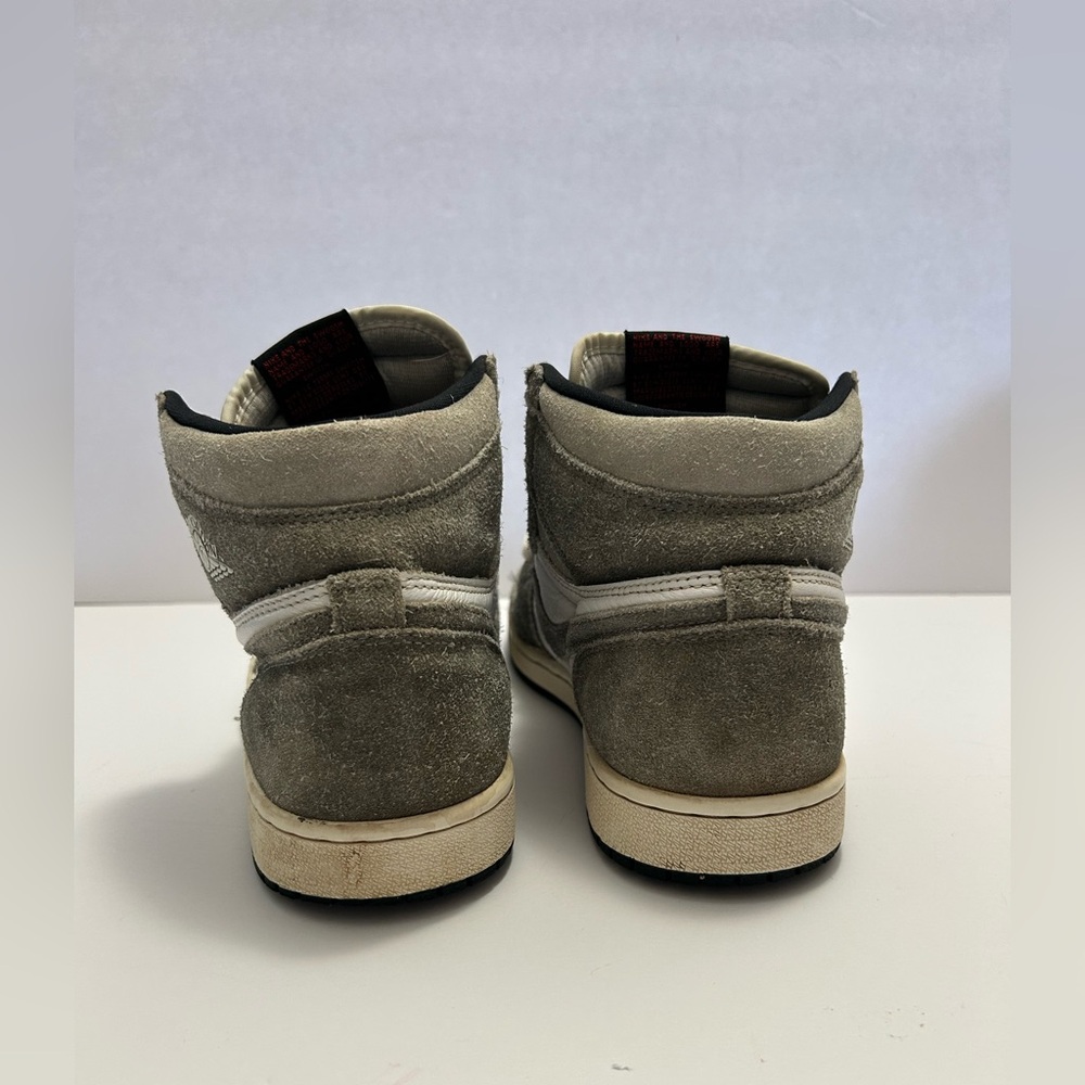 Nike Jordan 1 Sneakers - Picture 3 of 7